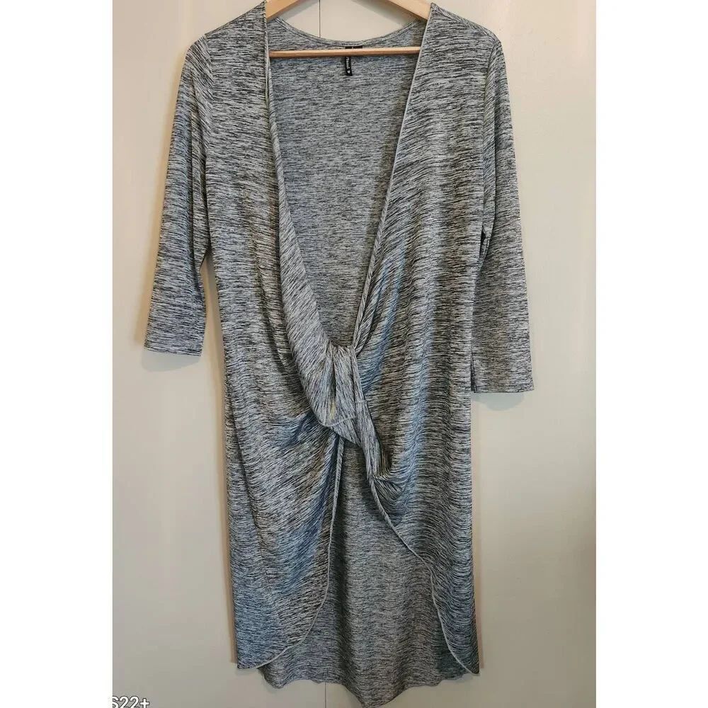 C28 Heartsoul heather gray knotted wrap